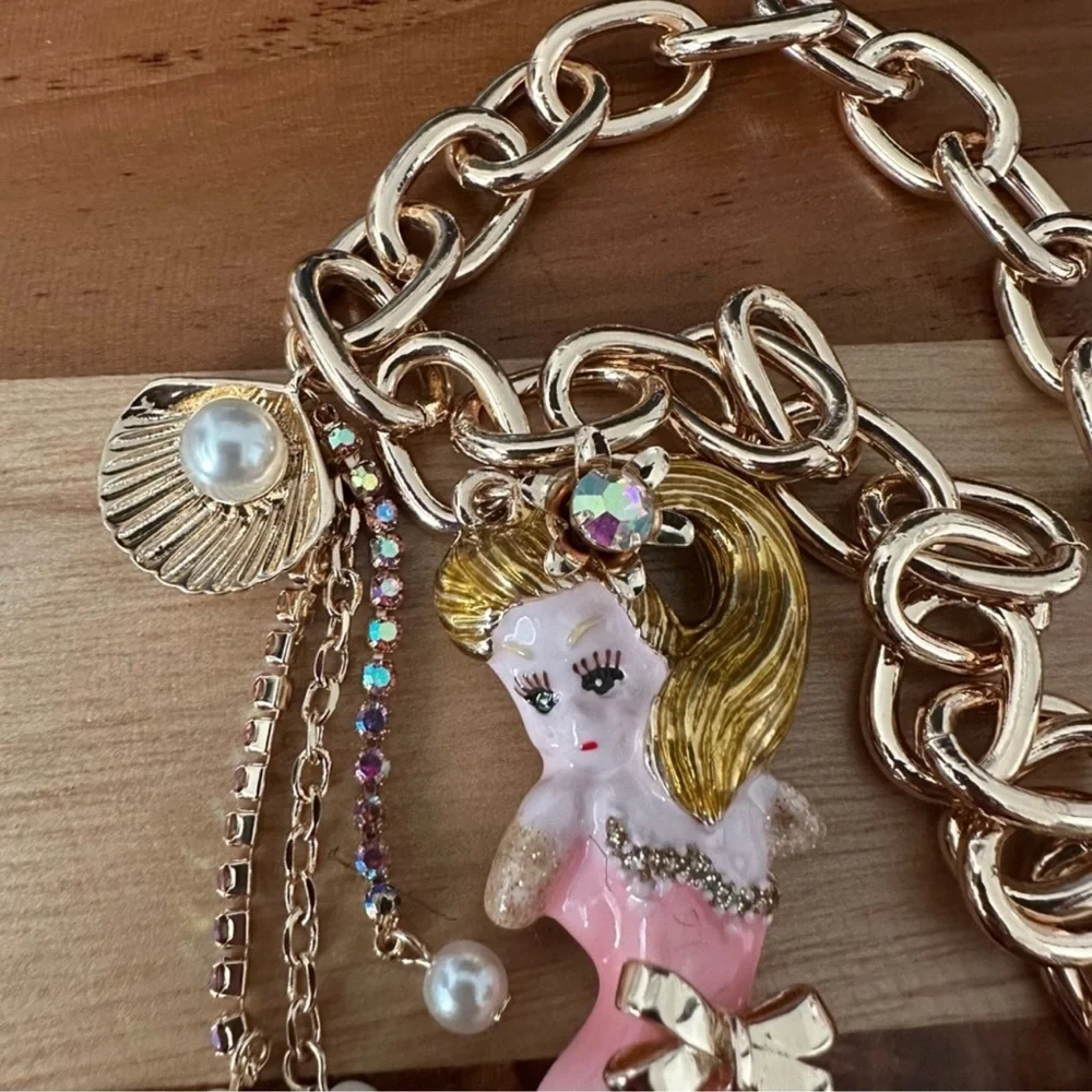 Betsey Johnson Gold Tone Pink Mermaid Seashell Crystal Pearl Collar Necklace